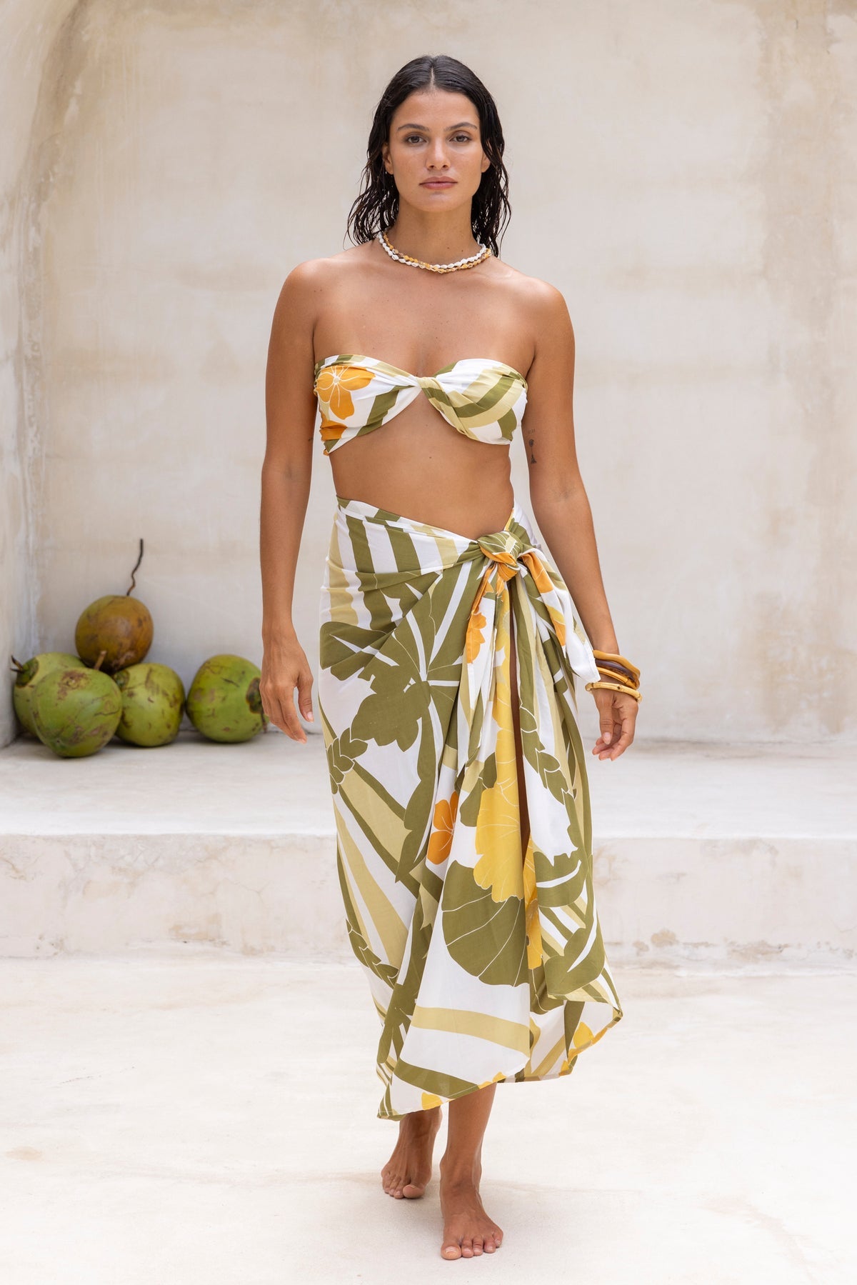 Aperitivo Sarong - Dirty Martini