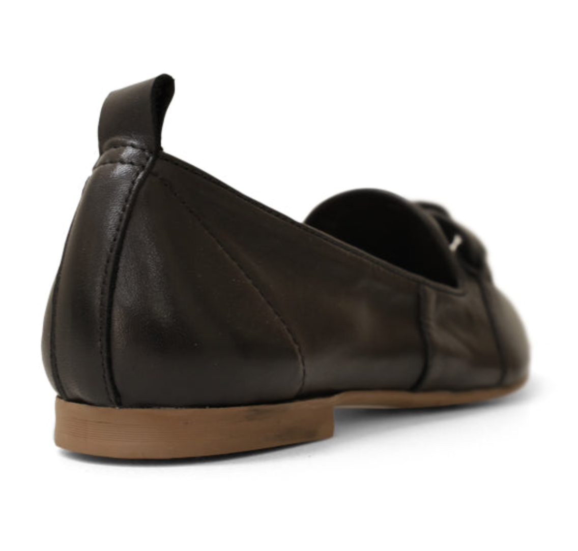 Bueno Baker Flat Shoes - black rear view