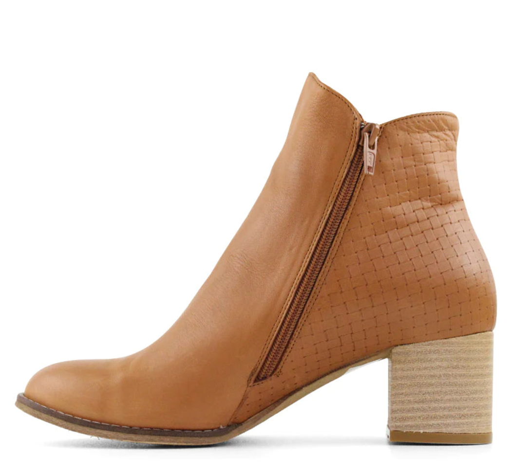 Bueno Essa Ankle Boots - side view with zipper