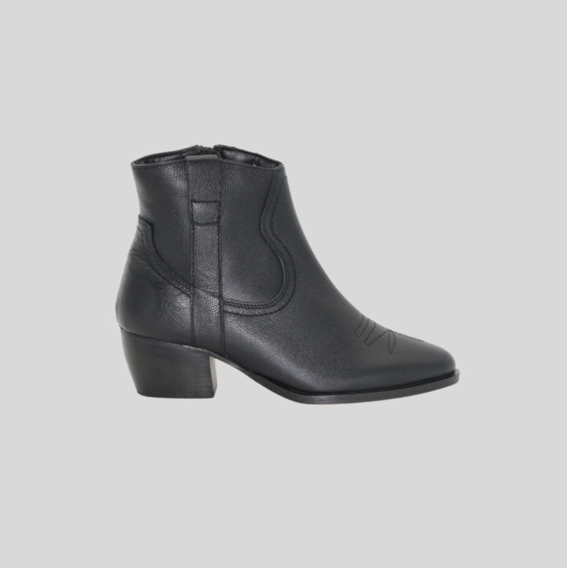 Ladies fashion 2025 ankle boots